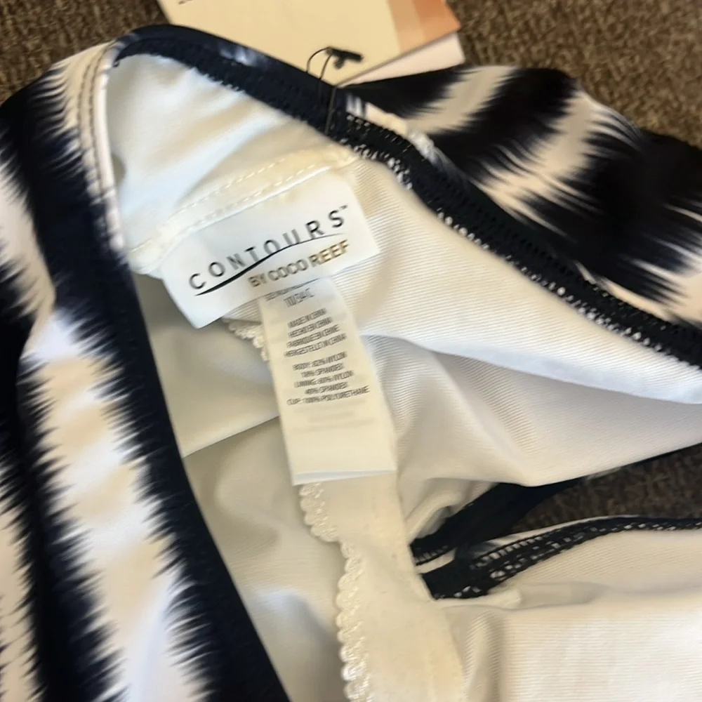 Contours By Coco Reef Zebra Twist Plunge Halter One Piece Swimsuit Size … - Picture 11 of 16